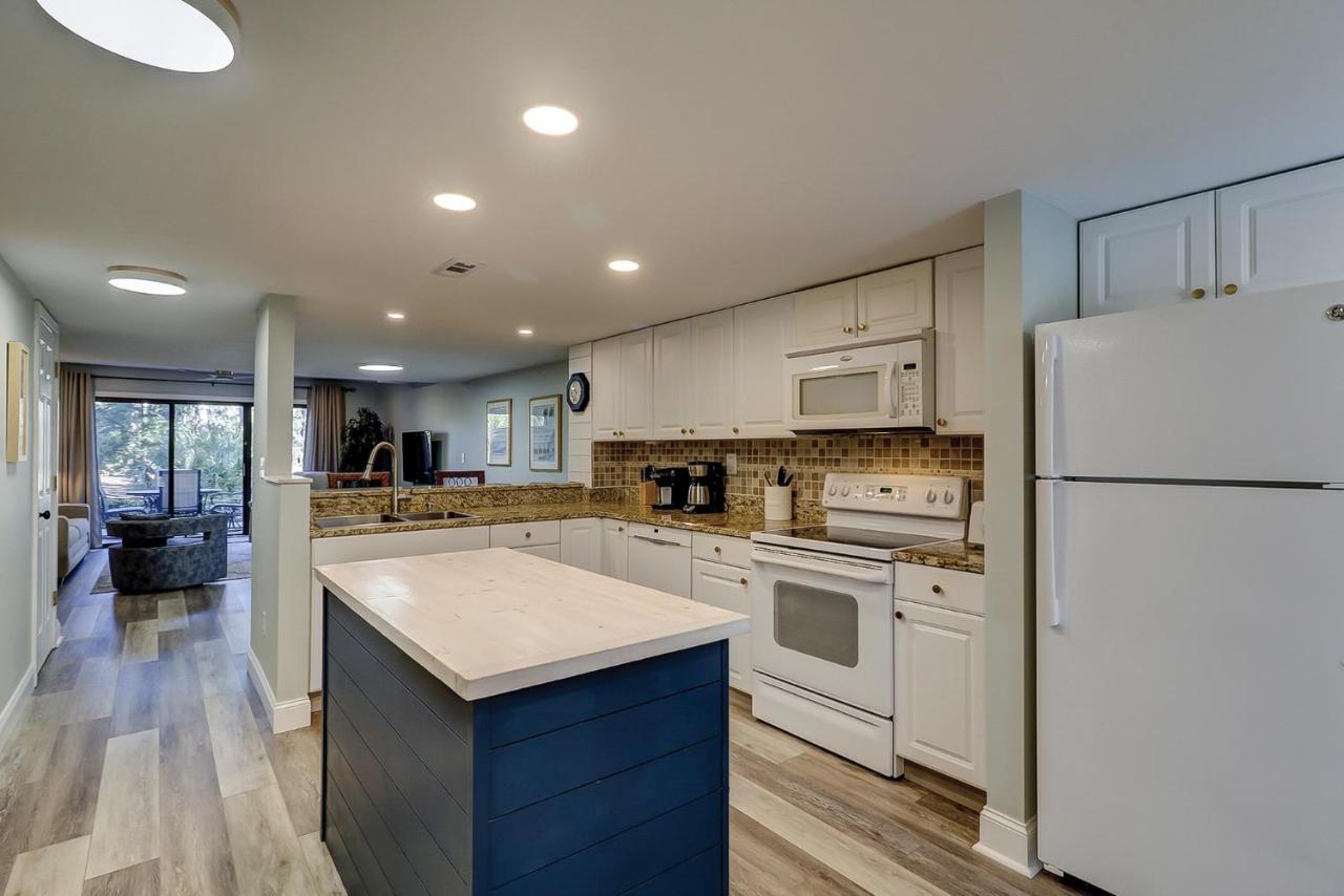 Golf View Two Bedroom With K Q And Fold Out Couch Bikes & Beach Gear Included Hilton Head Island Eksteriør billede